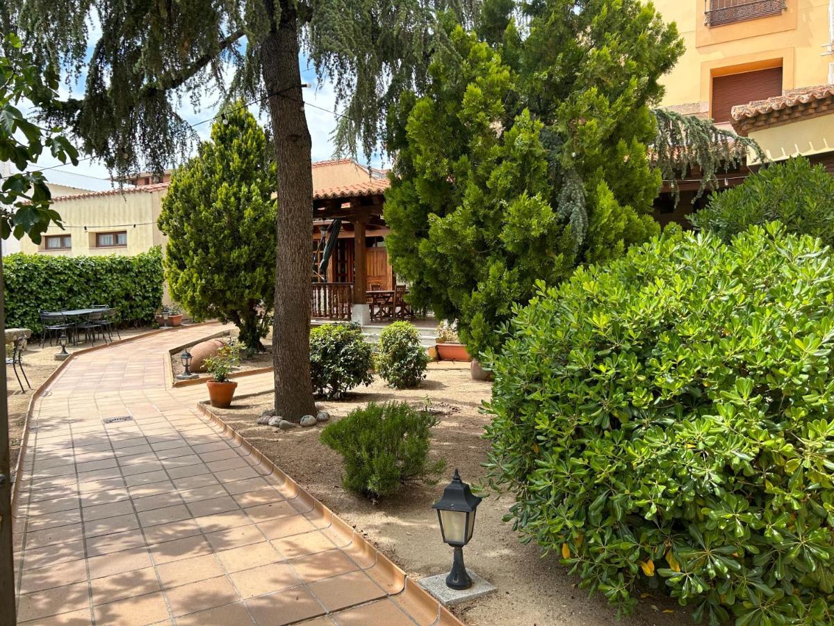 Hotel El Castrejon Себрерос Екстериор снимка