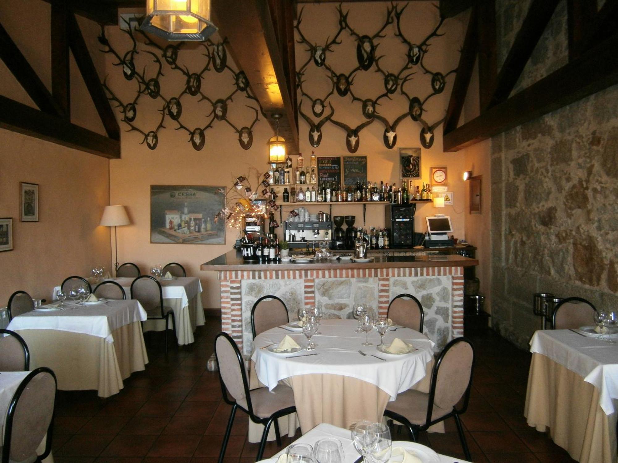Hotel El Castrejon Себрерос Екстериор снимка
